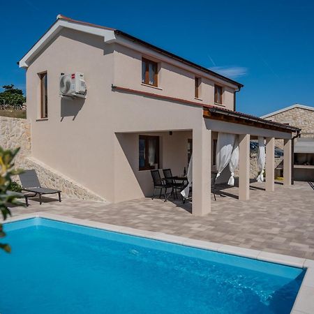 Villa Kamia With Private Heated Pool And Electric Vehicle Adapter Zubovići エクステリア 写真