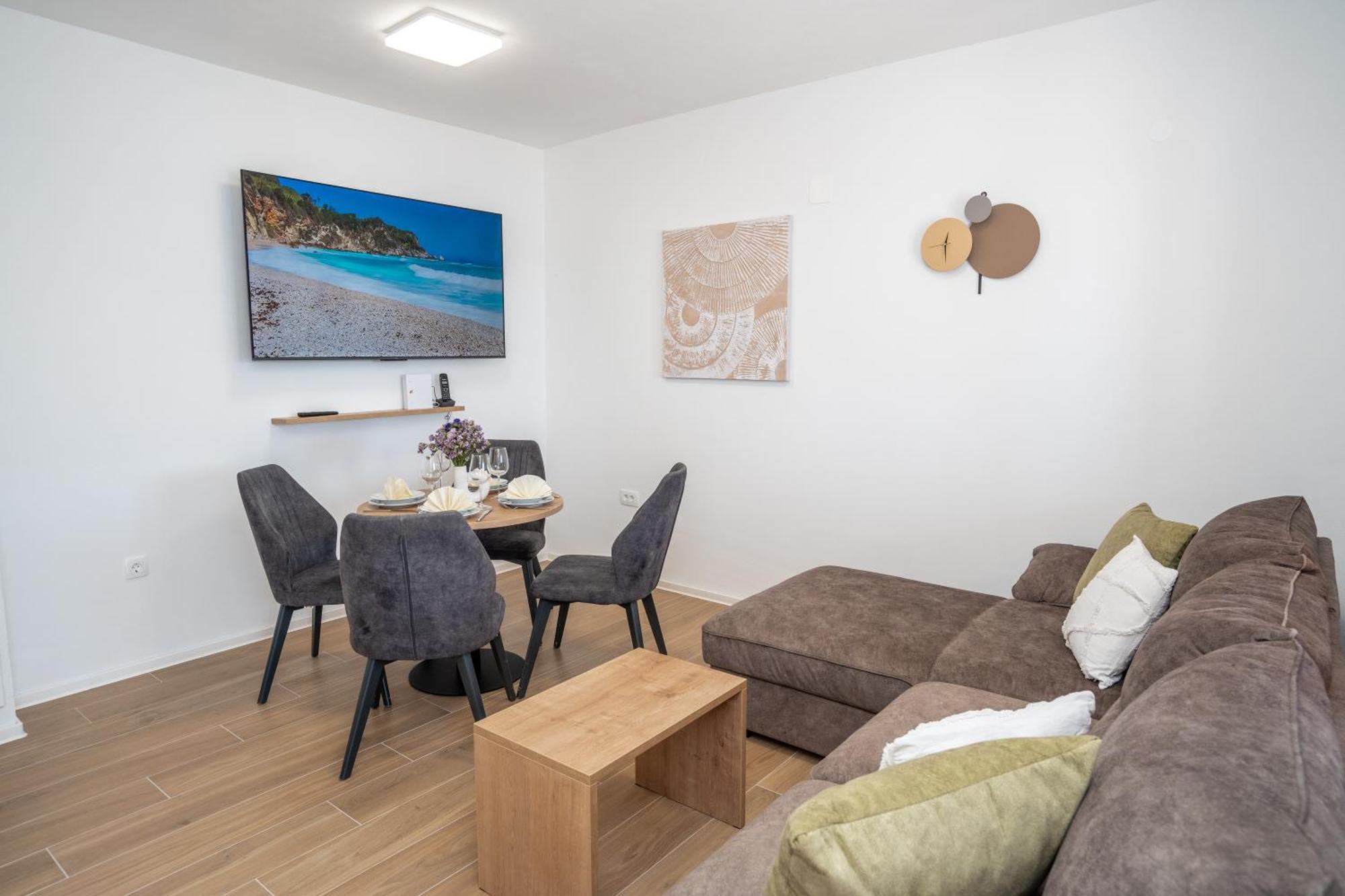 Villa Kamia With Private Heated Pool And Electric Vehicle Adapter Zubovići エクステリア 写真