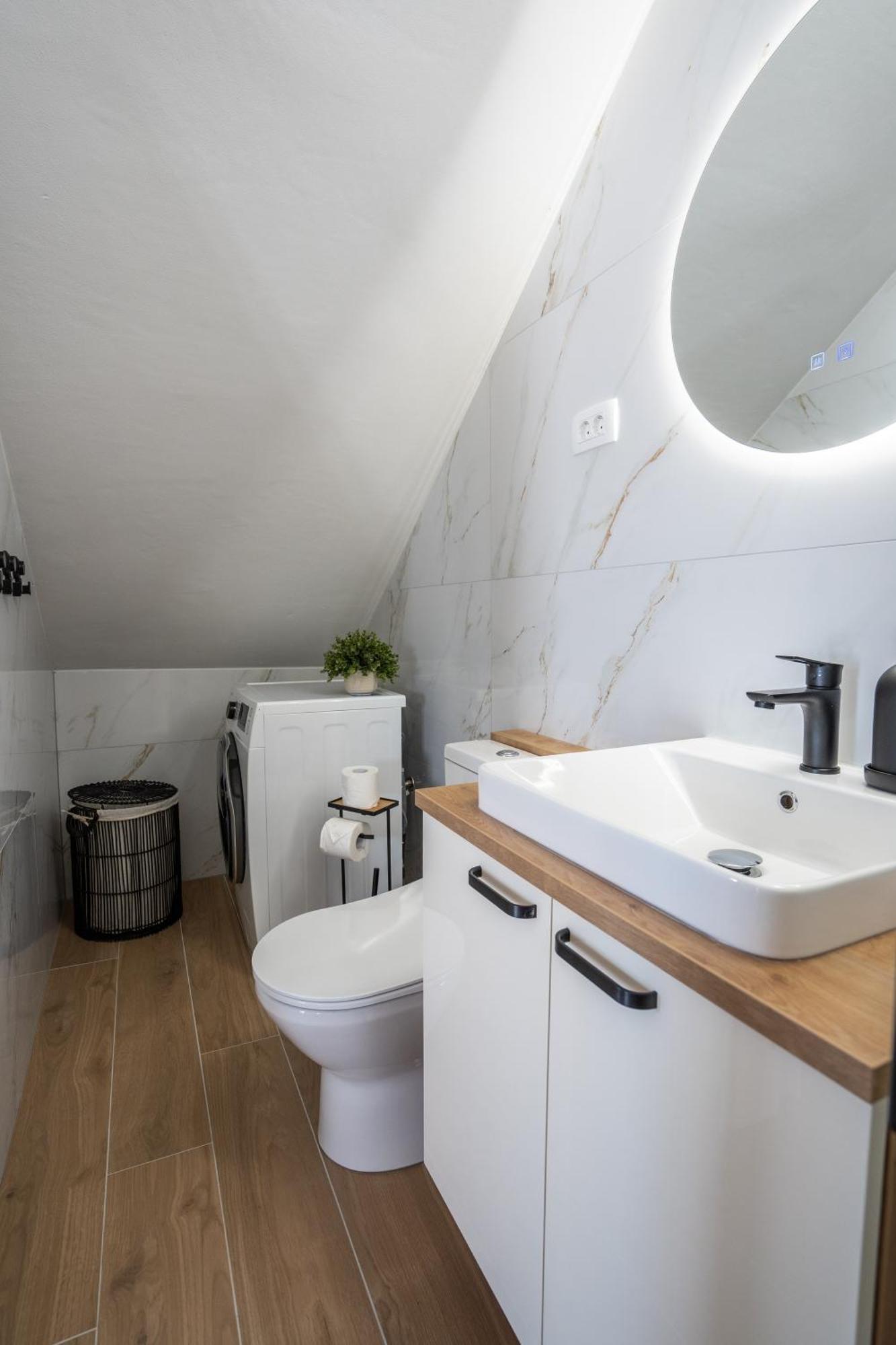 Villa Kamia With Private Heated Pool And Electric Vehicle Adapter Zubovići エクステリア 写真