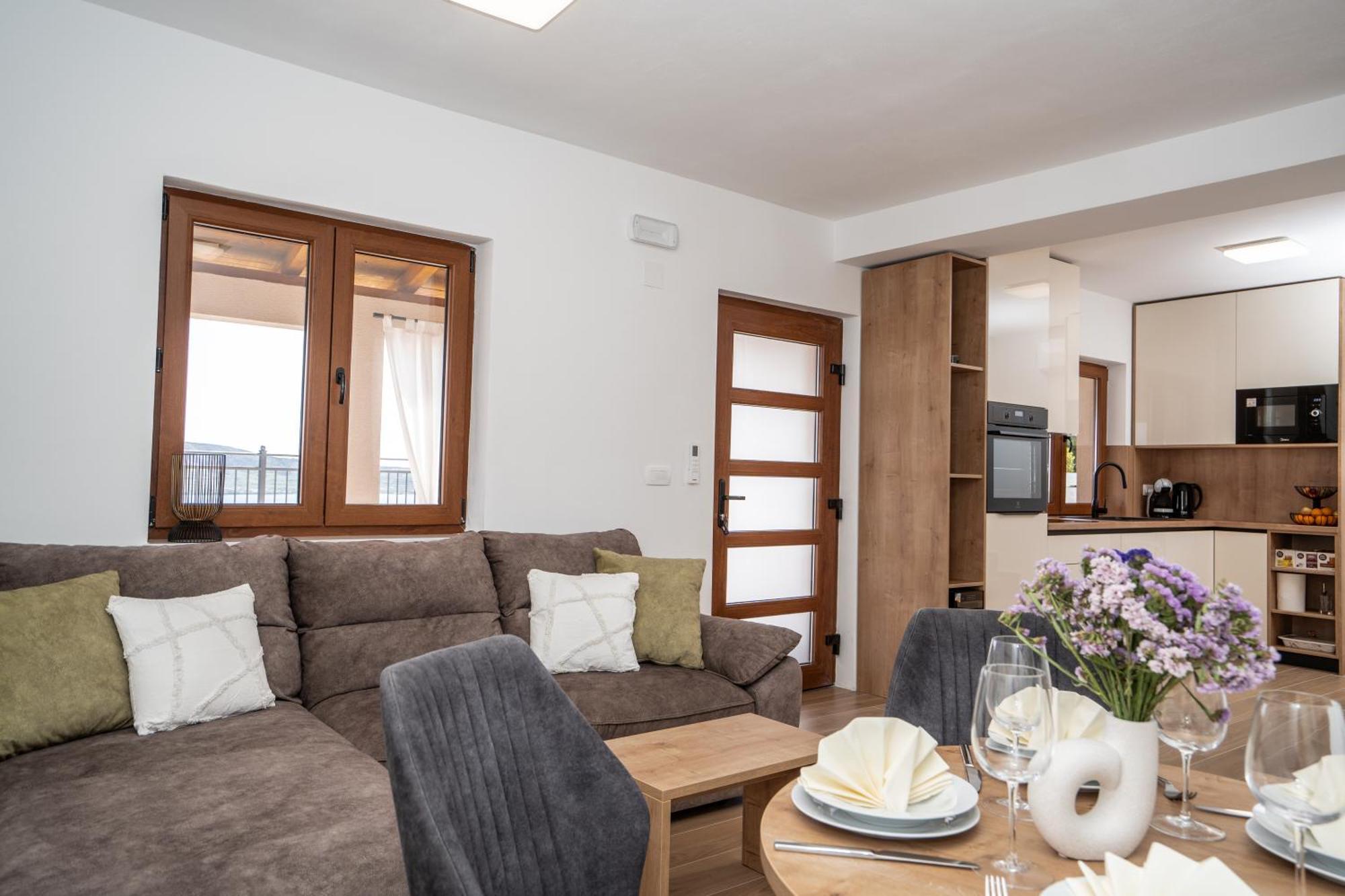 Villa Kamia With Private Heated Pool And Electric Vehicle Adapter Zubovići エクステリア 写真
