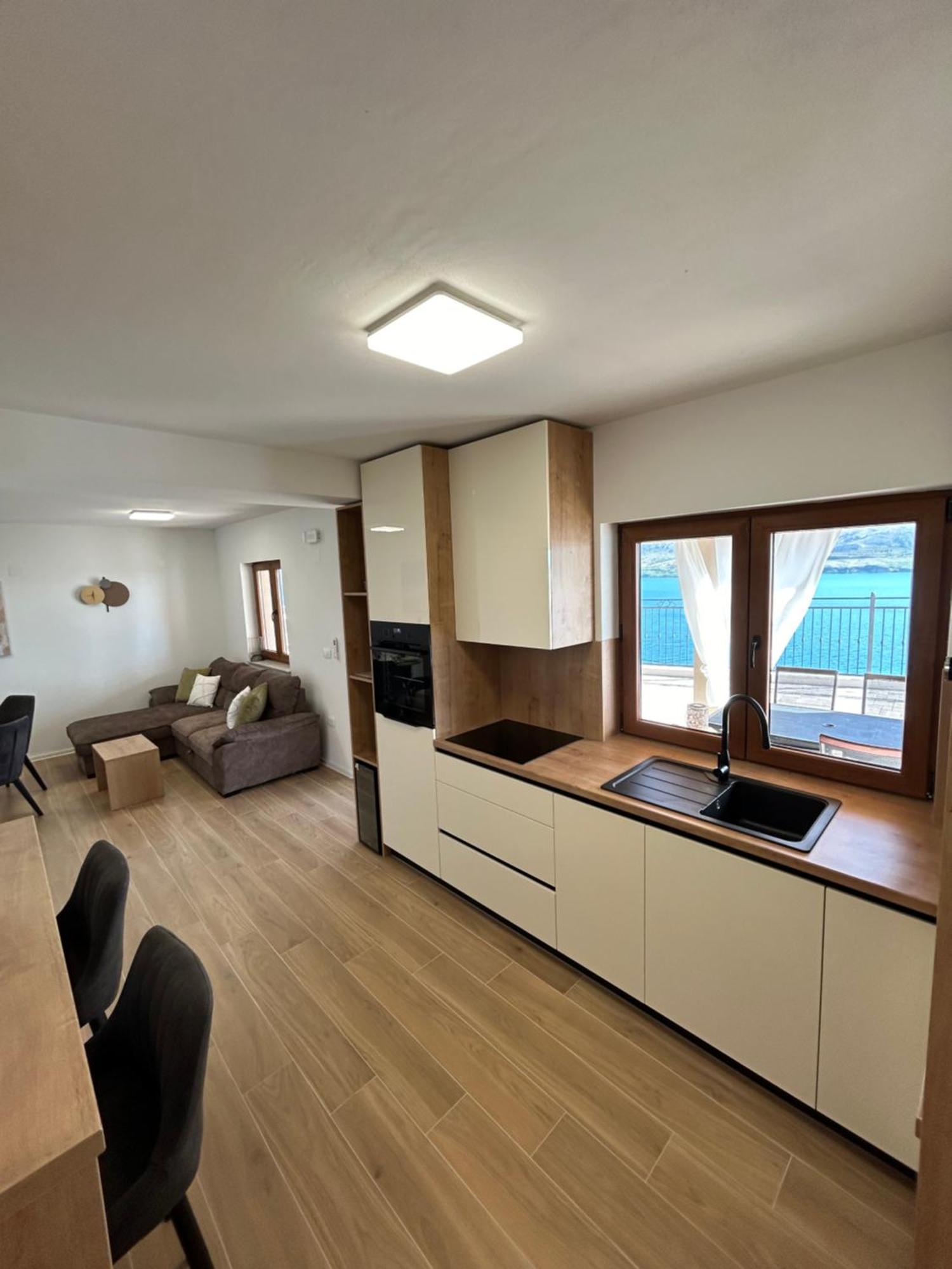Villa Kamia With Private Heated Pool And Electric Vehicle Adapter Zubovići エクステリア 写真