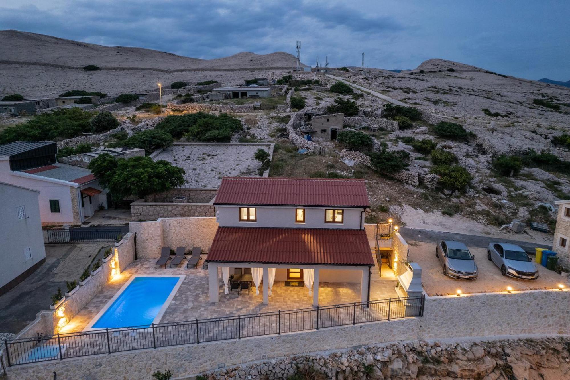 Villa Kamia With Private Heated Pool And Electric Vehicle Adapter Zubovići エクステリア 写真